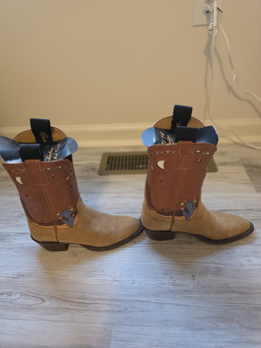 Lucchese Desert Boot - Picture 3 of 5